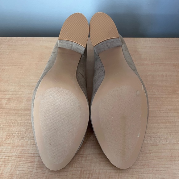 JustFab Nude Pumps. Size 9. Never worn. - Picture 4 of 5
